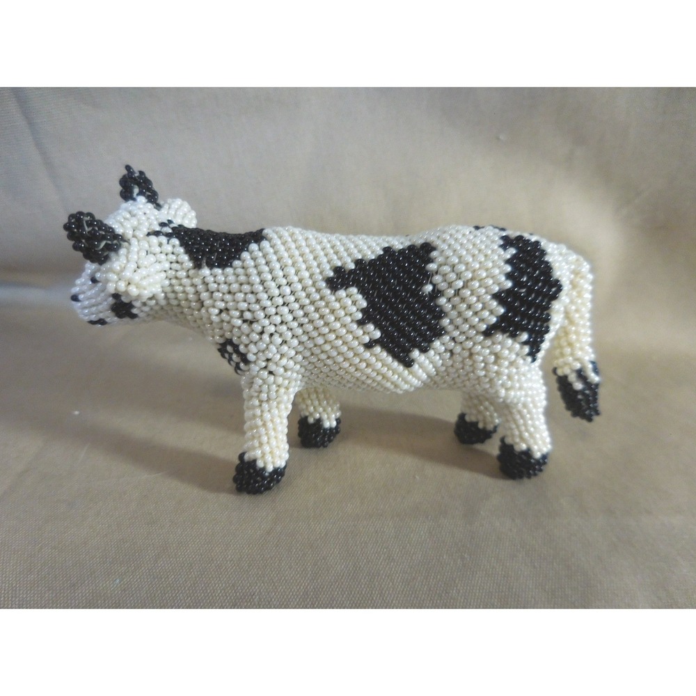 Zuni Beaded Cow Figurine Native American‎ Folk Art Black White Spotted # 706sss